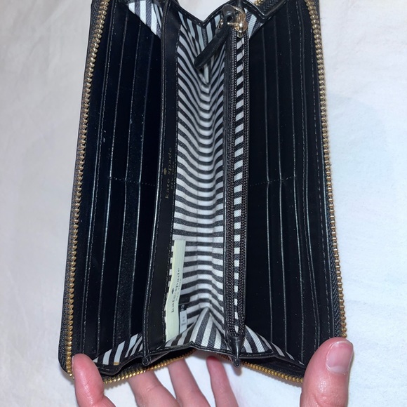 Kate Spade Wallet - Picture 4 of 4